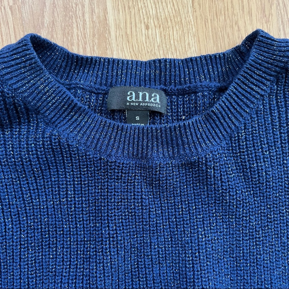 a.n.a. Dark blue sweater with silver sparkles